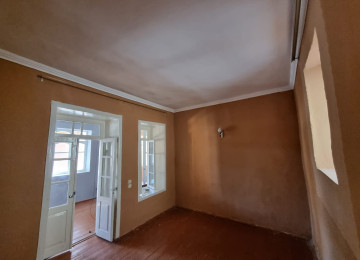 Buzovnada kend ici 3 sot da 120 kv da 4 otaq temirli heyet