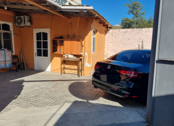 Buzovnada kend ici 3 sot da 120 kv da 4 otaq temirli heyet