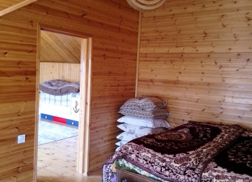 Buzovna qəsəbəsi, Aida parkın yaxınlığında, əsas yoldan 200