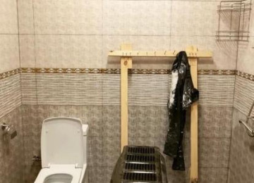 Bakı şəhər Mehdiabad qəsəbəsi, yola yaxın ərazidə tam