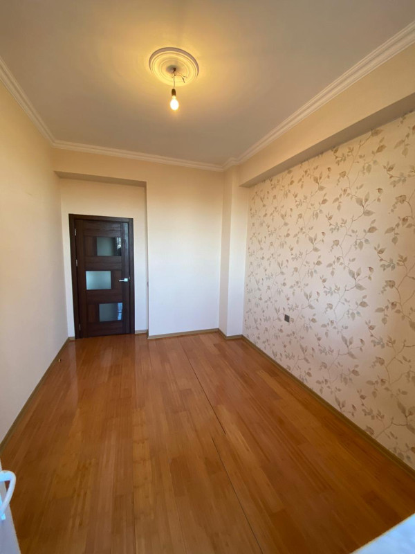 3 otaq menzil kiraye verlir Xirdalanda Kirsdal Abseron 2 de Merkez 12 mertebeli binanin