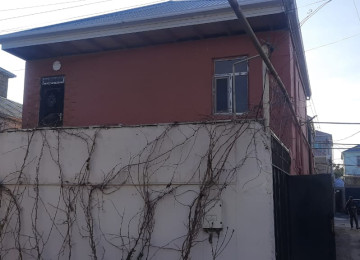 Abşeron rayonu Masazir qəsəbəsi 1 sotun icinde 6 otaqlı