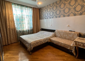 Binəqədi rayonu 8 mikrarayon Əcəmi Naxcivani kücəsi 2