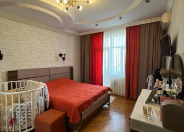 Binəqədi rayonu 8 mikrarayon Əcəmi Naxcivani kücəsi 2