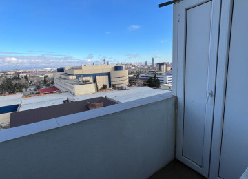 Binəqədi rayonu 8 mikrarayon Əcəmi Naxcivani kücəsi 2