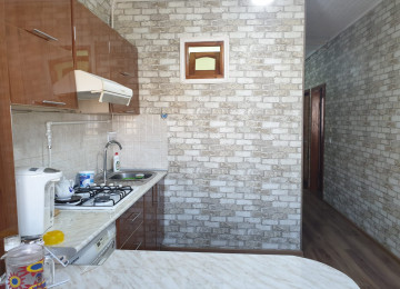 Xətai rayonu Neapol küçəsi Əhmədli metrosuna 10 dəqiqəlik