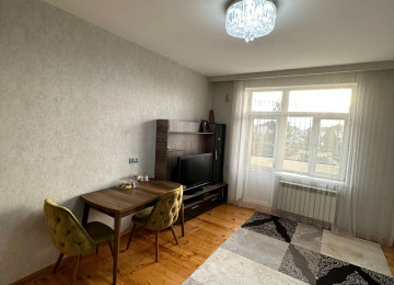 Satılır..!! Zabrat-Mehemmedli yolu üzerinde Araz marketle