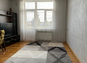 Satılır..!! Zabrat-Mehemmedli yolu üzerinde Araz marketle