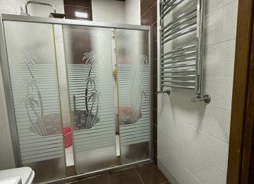 Satılır..!! Zabrat-Mehemmedli yolu üzerinde Araz marketle