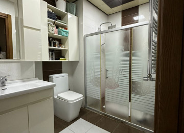 Satılır..!! Zabrat-Mehemmedli yolu üzerinde Araz marketle