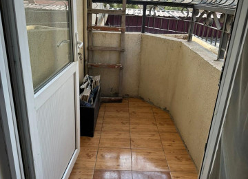 Satılır..!! Zabrat-Mehemmedli yolu üzerinde Araz marketle