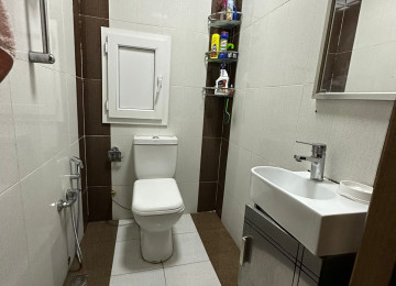 Satılır..!! Zabrat-Mehemmedli yolu üzerinde Araz marketle