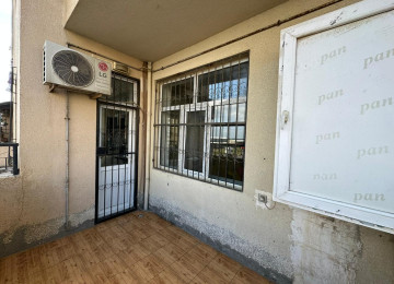 Satılır..!! Zabrat-Mehemmedli yolu üzerinde Araz marketle