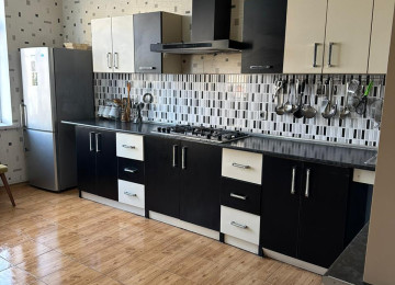 Satılır..!! Zabrat-Mehemmedli yolu üzerinde Araz marketle