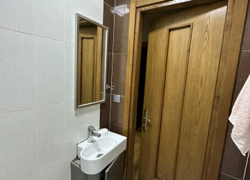 Satılır..!! Zabrat-Mehemmedli yolu üzerinde Araz marketle