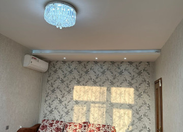 Satılır..!! Zabrat-Mehemmedli yolu üzerinde Araz marketle