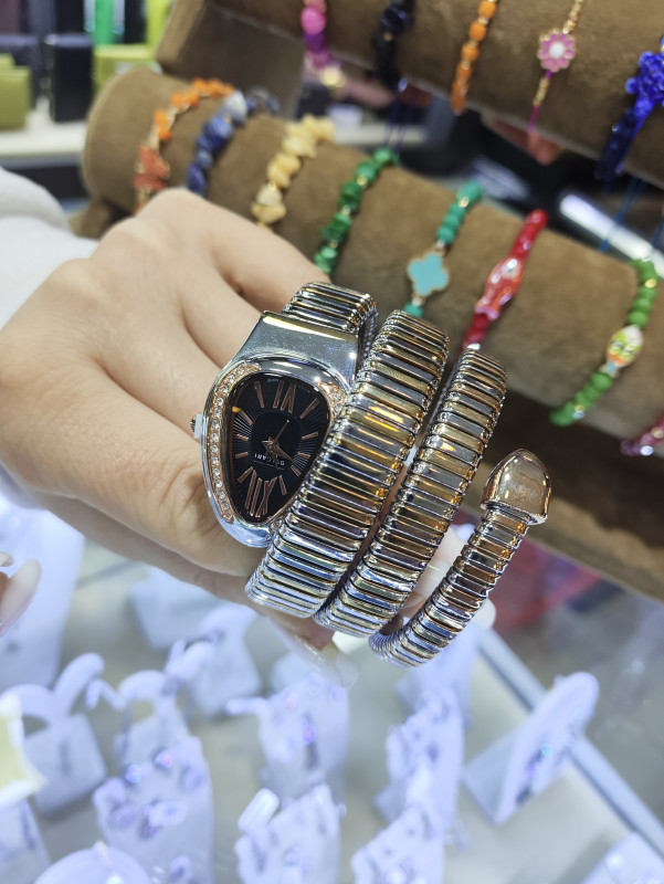 Bvlgari firması qadın saatı Bvlgari firması qadın saatı. Sifarişlə Bakı və Ölkədaxili