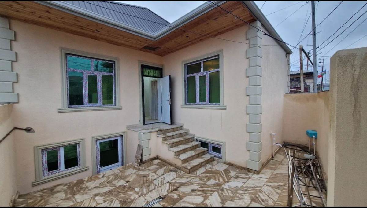 Mehdiabadda həyət evi satılır Əziz alıcılarımız. Sabunçu r, Mehdiabad qəsəbəsində, 4N-li