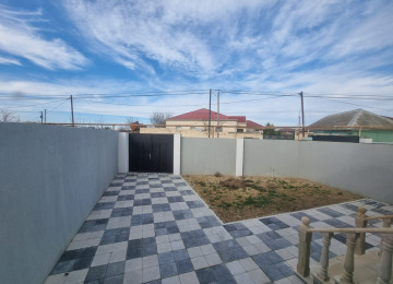 Mastaga qesebesinde Kirov kruqa yaxin,128 sayli mekteb