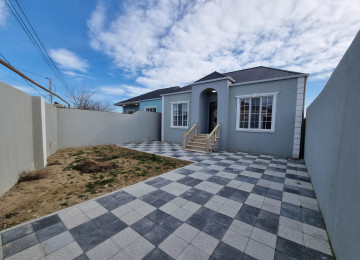 Mastaga qesebesinde Kirov kruqa yaxin,128 sayli mekteb