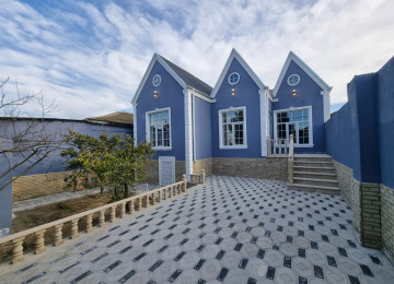 Mastaga qesebesinde Abseron market yaninda,əsas yoldan 200