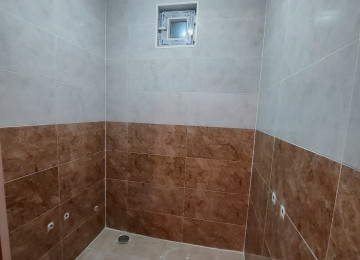 Xezer Rayonu Bine Qesebesi Ulvu Ticaret Merkeznin 218