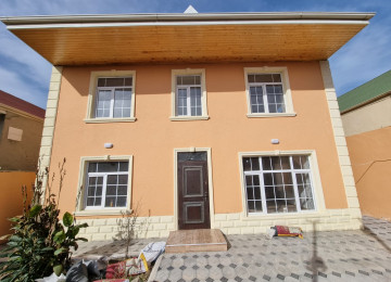 EV ÖZU UCUN TİKİLİB,EVİN İCİNDE ORTA DİVARLAR 40