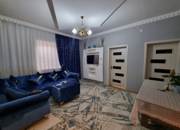 Zabrat 1qesebesinde tam merkez yere yaxin,QAİ arxa