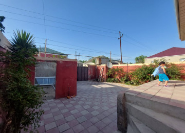 Hovsanda Ms Oil Yanacaq Doldurma Menteqenin Yaxinliqinda