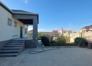 Hovsanda Levenginin Asvalt Yolun Usdunde Marsurutlarin