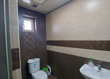 Hovsanda Levenginin Asvalt Yolun Usdunde Marsurutlarin