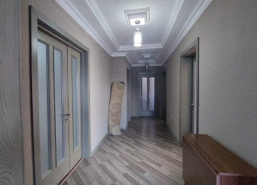 Hovsanda Levenginin Asvalt Yolun Usdunde Marsurutlarin