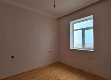 90 kv.m 3 sotda Mehdiabad da 4 nomreli mektebe yaxin ela