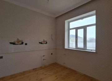 90 kv.m 3 sotda Mehdiabad da 4 nomreli mektebe yaxin ela