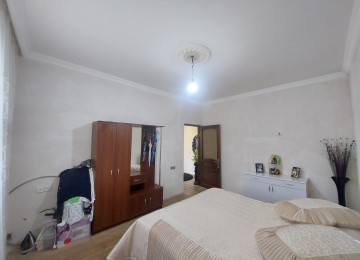 Suraxani Rayonu Zig Baglari Torpaq 2,2 sotdur. Ev 7 das