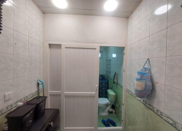 Suraxani Rayonu Zig Baglari Torpaq 2,2 sotdur. Ev 7 das