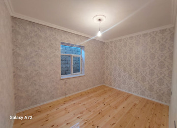 Binə həyət evi Bine Qesebesi 160 Nomreli Marsurutun Ve 218 Nomreli