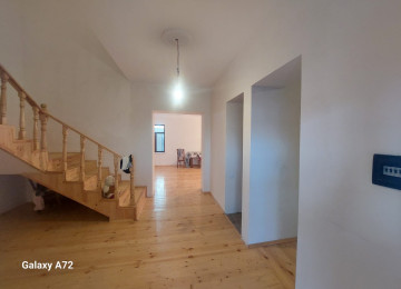 Hovsan Adem Marketin Arxa Terfne Dusur Qoluf Adasina Geden