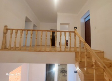 Hovsan Adem Marketin Arxa Terfne Dusur Qoluf Adasina Geden