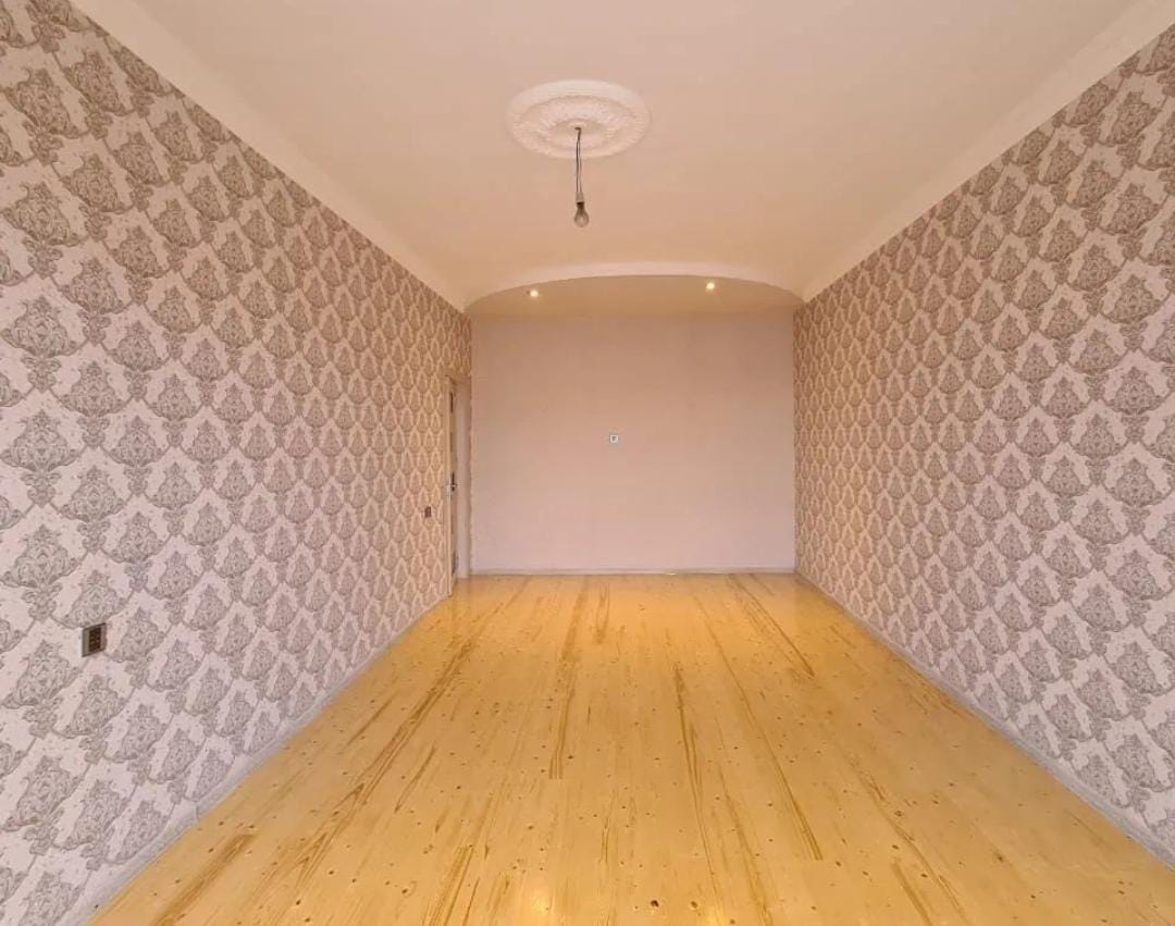 Xerzer rayonu Bine atçılıq yaninda 2 sotun içerisinde 70