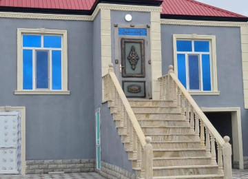 Xerzer rayonu Bine atçılıq yaninda 2 sotun içerisinde 70