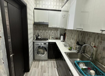 Xətai rayonu General Şıxlinski küçəsi Dostum marketlə