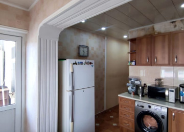 Xətai rayonu Məhəmməd Hadi küçəsi Əhmədli metrosunun düz