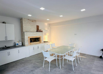 Xəzər rayonu Mərdəkan qəsəbəsində Mərdəkan Qalası və Yolun