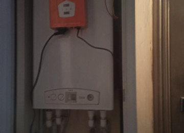 Tam şəraitli iki otaq 28 molun ikinci çıxışı..