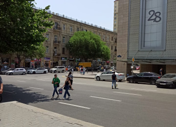 Tam şəraitli iki otaq 28 molun ikinci çıxışı..
