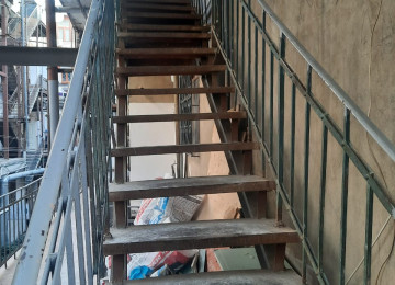 Tam şəraitli iki otaq 28 molun ikinci çıxışı..