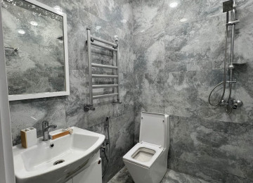 Menzil yeni temir olunub temirden sonra yaşayiş olmayib