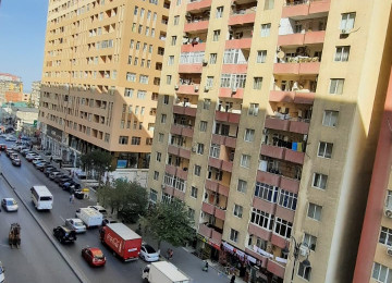 Xırdalanda Grandmarketin heyeti 3 otağa yığılmış yenicə