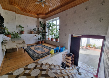 Ramana gülçülük marşruta 100 metr mesafede 3 sotda 140